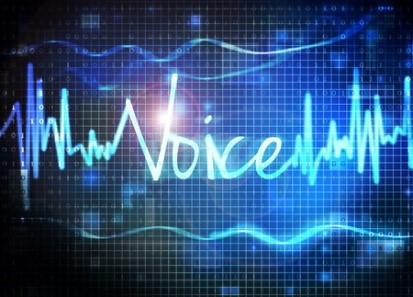 Speak to me: come le tecnologie vocali ascoltano il cliente
